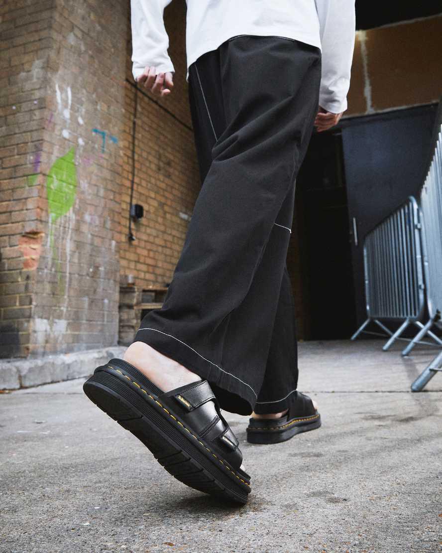 Dr Martens Daxton Deri Kadın Terlik Siyah  Türkiye |  53284-UOCX