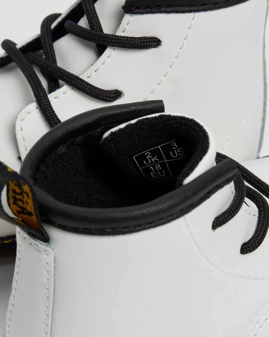 Dr Martens Newborn 1460 Auburn Deri Çocuk Bot Beyaz  Türkiye |  51289-VXUW