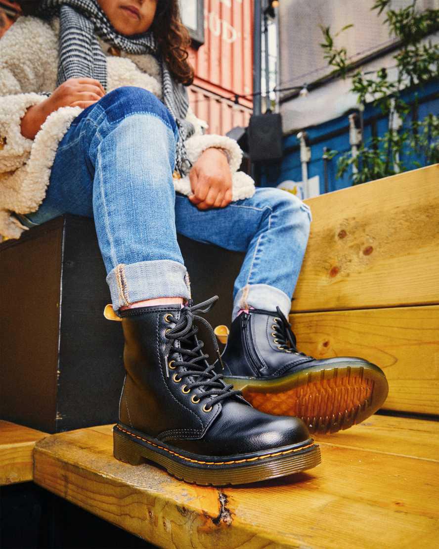 Dr Martens Vegan Junior 1460 Çocuk Bağcıklı Bot Siyah  Türkiye |  28159-KZFS